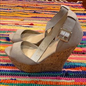 Grayish tan Sandal Wedges